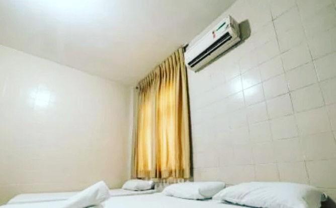 Hotel De 3*